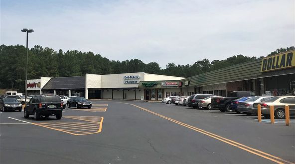 Fort Williams Square - Sylacauga, AL: 1301-1395 W Fort William St, Sylacauga, AL 35150